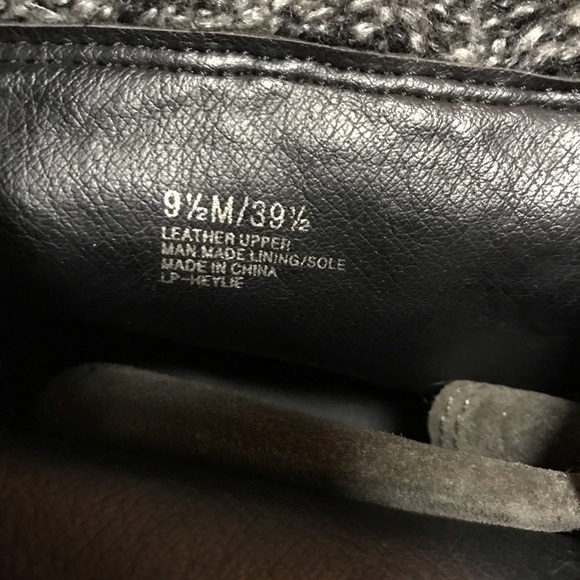 Lucky Brand ankle bootie with sweater cuff - 9.5 - Picture 6 of 7